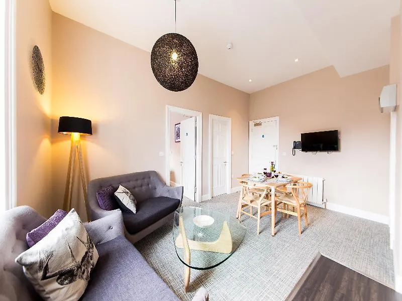 The Spires Edinburgh Apartment