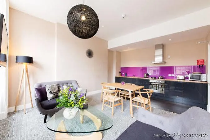 The Spires Edinburgh Apartment