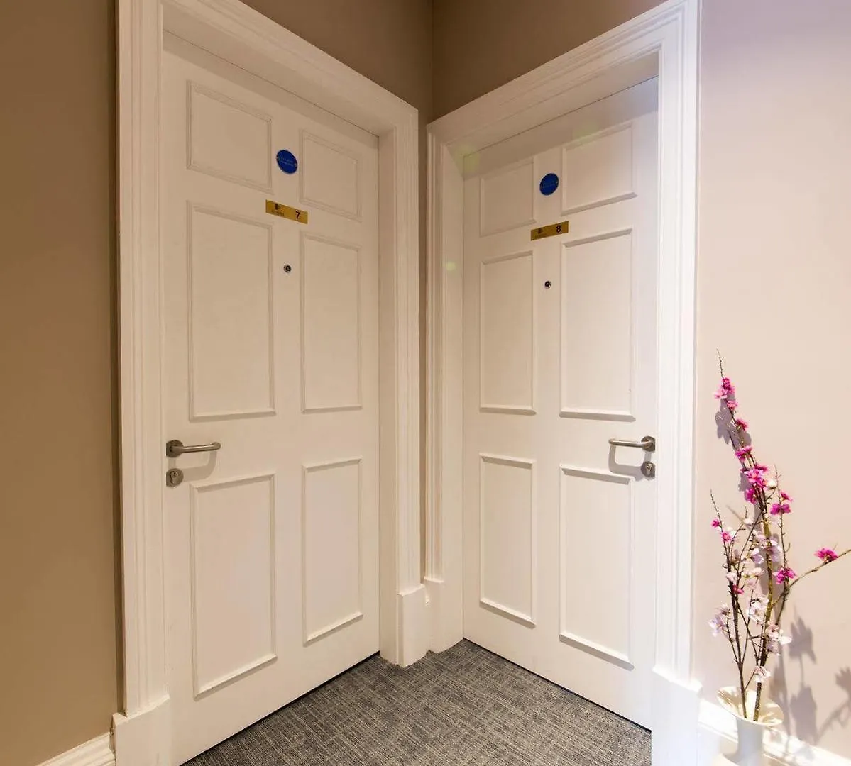 The Spires Edinburgh Apartment