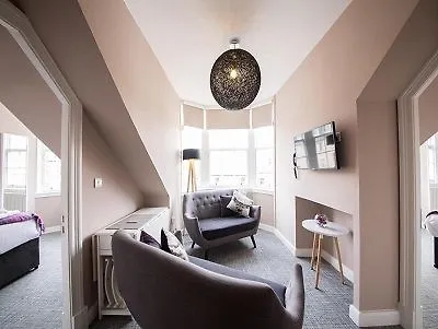 The Spires Edinburgh Apartment