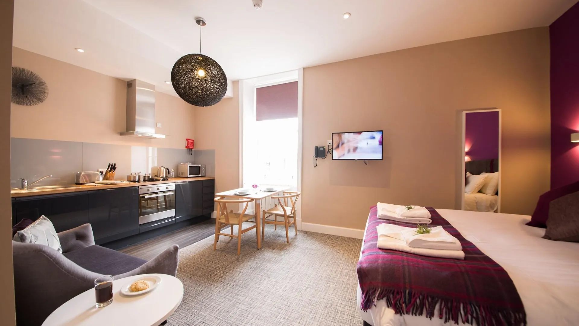 The Spires Edinburgh Apartment