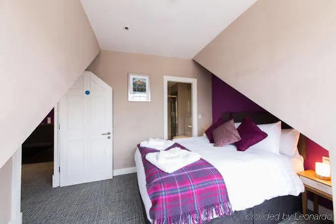 The Spires Edinburgh Apartment